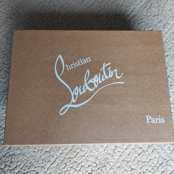 NIB Christian Louboutin Grand Bain Heels - Picture 9 of 11